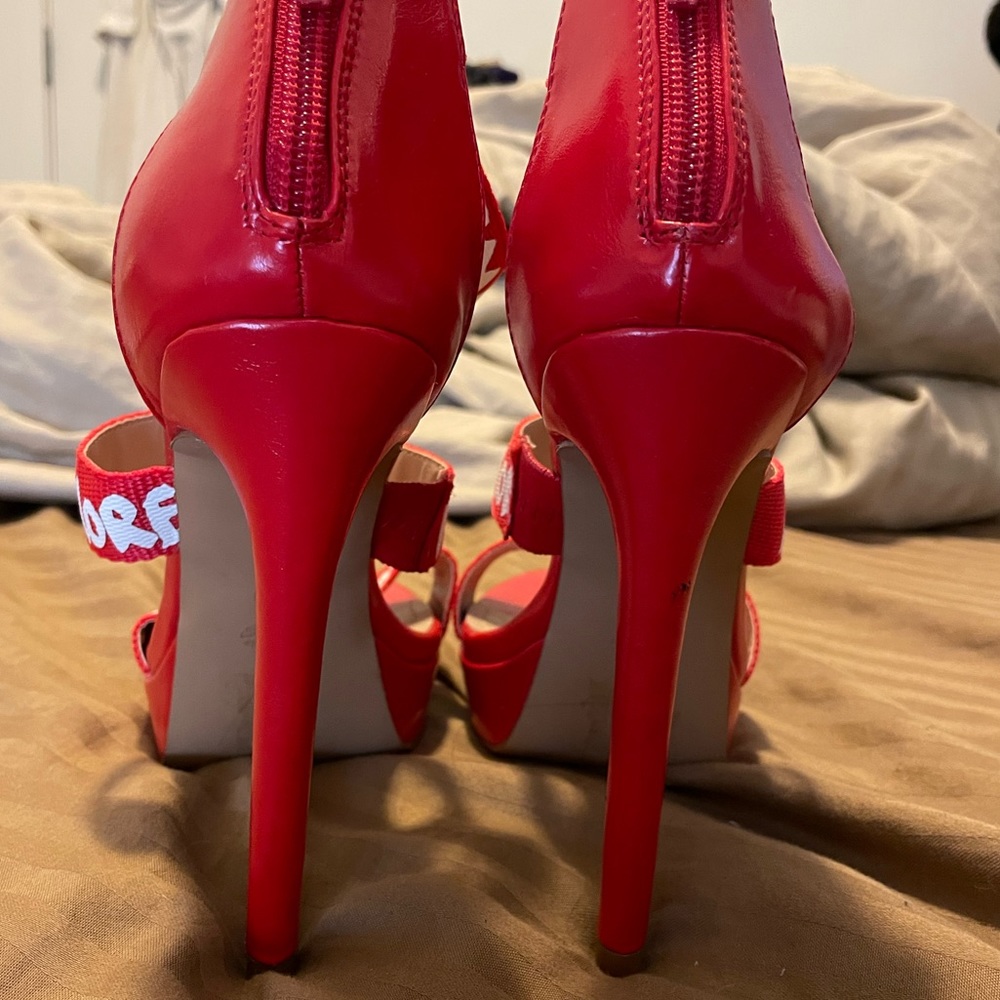 Red sandal size 6.5